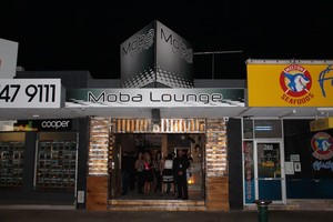 Moba Lounge Melton Pic 2