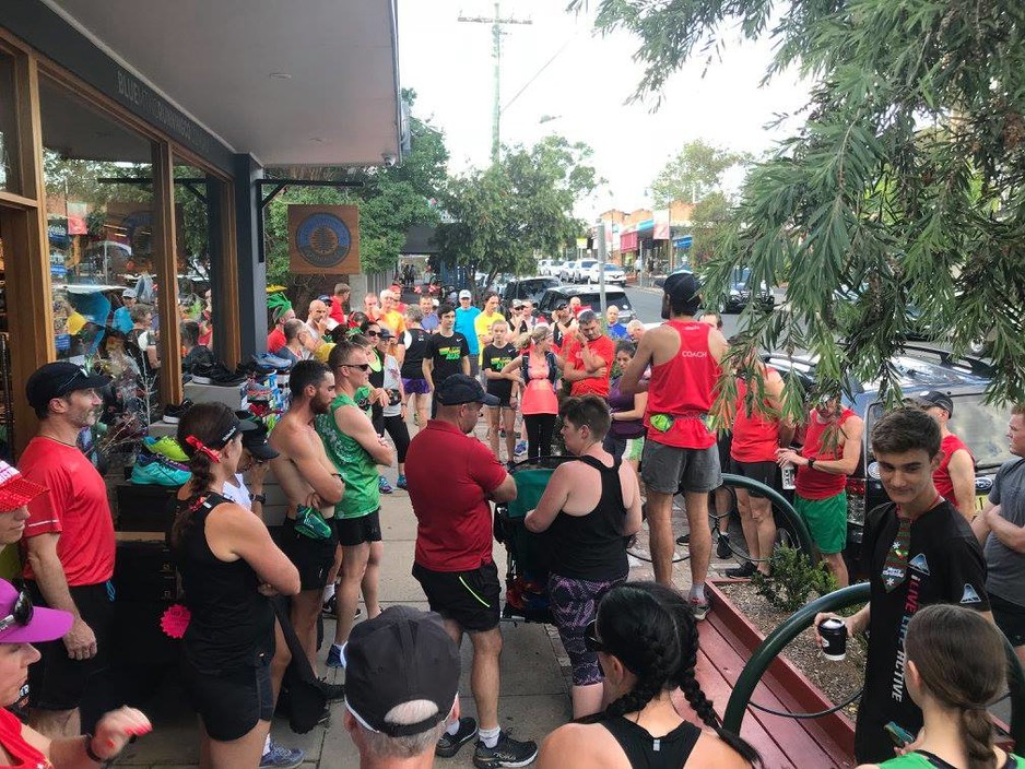 Blue Mountains Running Co Pic 1 - Social Run in front of Store BMRC