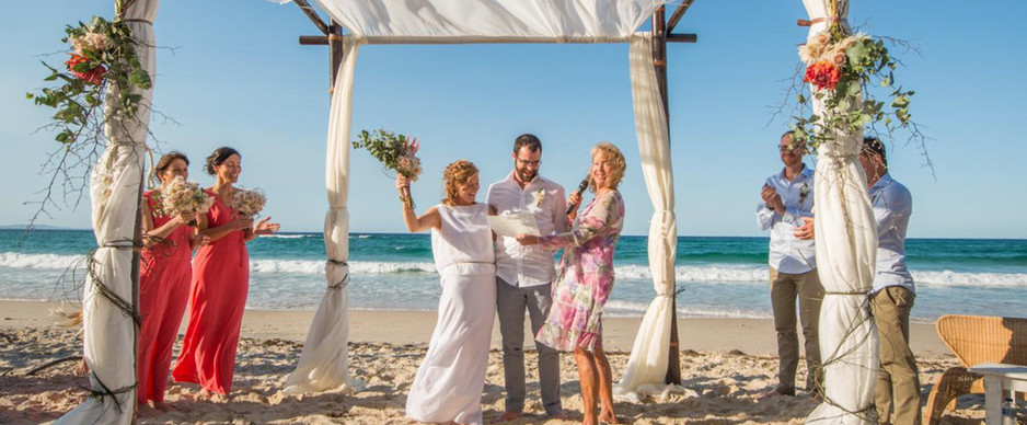 Stradbroke Island Marriage Celebrant Pic 1