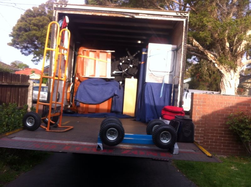 Melbourne Cheap Piano Movers Pic 1