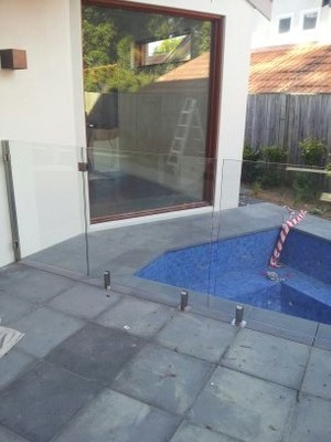 Superior Glass Pool Fencing Pic 5 - glasspoolfencing2