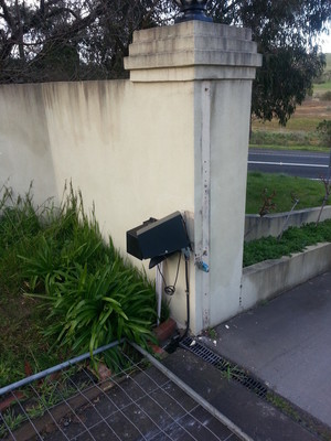 Pakenham Garage Doors Pic 5