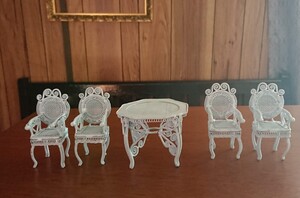 Retrorocket Pic 5 - vintage metal dolls house furniture