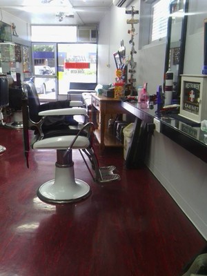 Max's Barbershop Pic 2