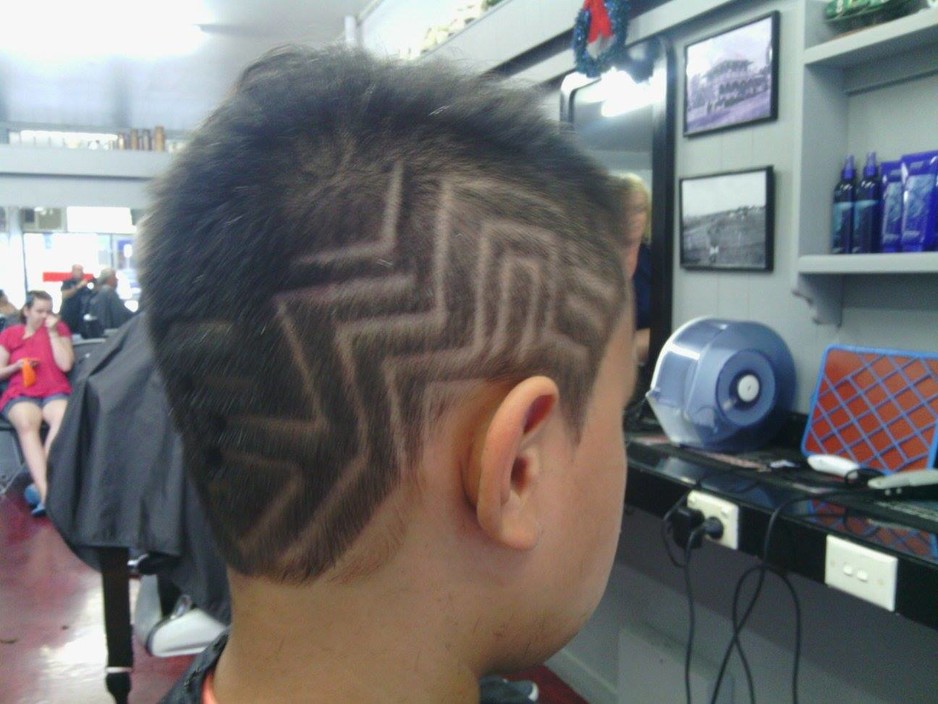 Max's Barbershop Pic 1