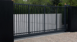 Dandenong Gate Company Pic 3 - chainlink fencing Melbourne