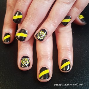 Funky Fingers Nail Art Pic 4 - Richmond tigers football nails