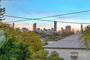 Brisbane Metro Real Estate Agency Pic 3