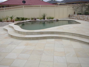 Resort Pools and Spas Pty Ltd Pic 3