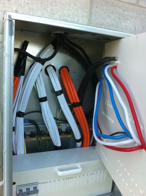 Alym Electrics Pic 3 - Commercial