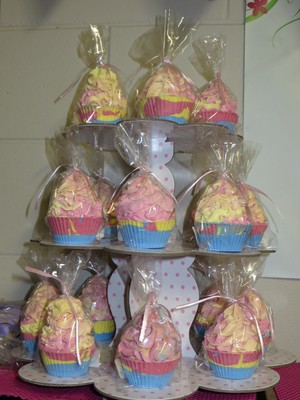 Soaptime Bakery Pic 5 - A great range of Goats Milk Cupcakes