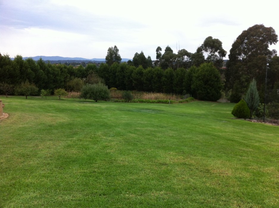 Gateway Home Services Pic 1 - 2 acre property mowed