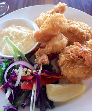 Tea Gardens Hotel-Motel Pic 2 - Coconut prawns entree size