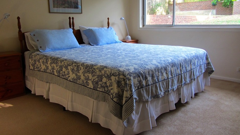 Jacaranda Bed & Breakfast Pic 1 - A Kingsize bed