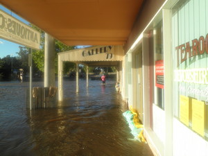 Gallery 79 Pic 2 - Floods January 2011