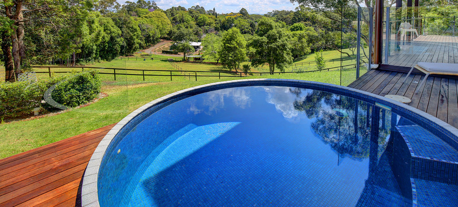 Villa Plunge Pools Pic 1