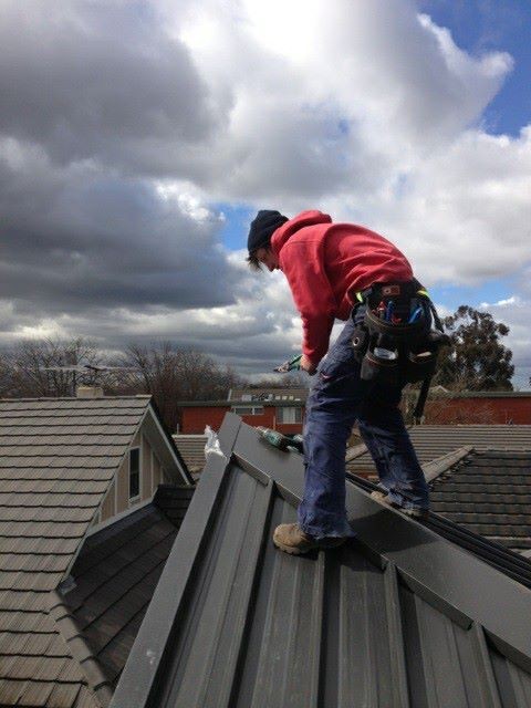 Hyperflow Pic 1 - Completing an architectural roof