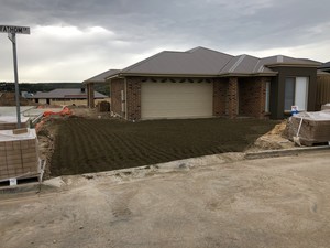 Valley Landscaping & Earthworks Pic 3