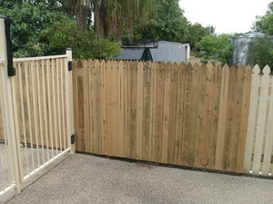 Topp Pool Fence Inspections Pic 4