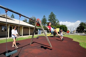 Stockton Beach Holiday Park Pic 2