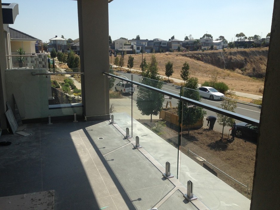 Melbourne Glass Pool Fencing Pic 1 - Glass Balustrade Kew Melbourne