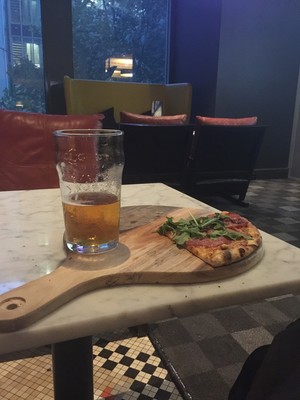 Novotel Melbourne On Collins Pic 3 - Beer and pizza in the lobby bar