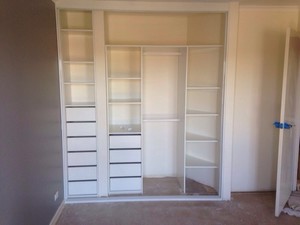 Mhm Built in wardrobes Pic 4