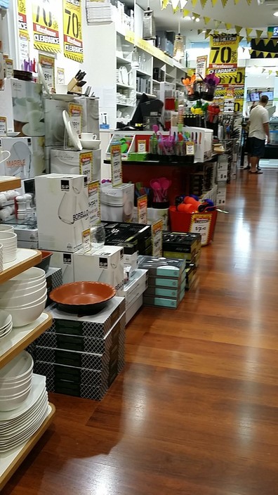 Robins Kitchen Pic 1 - Lots of great bargains