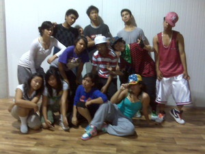 Dance2Music Australia Pic 3 - Beginner Hip Hop Tuesdays 7pm