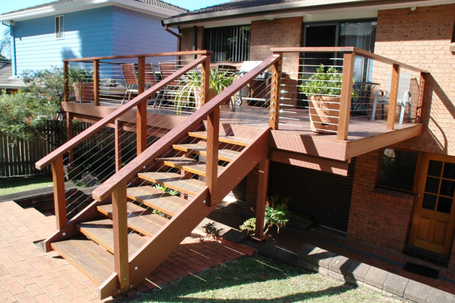 AAA Metal Suppliers Pty Ltd Pic 1 - Timber Deck Balustrading