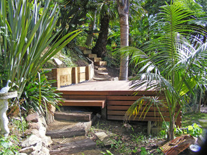 Northern Beaches Landscapes and Gardens Pic 5 - garden decks