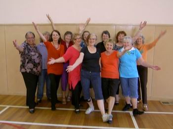 Inlinedancing Pic 1 - What a happy bunch of dancers