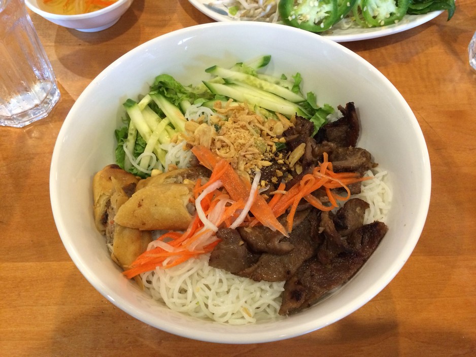 Viet Mart Fresh Vietnamese Food Pic 1