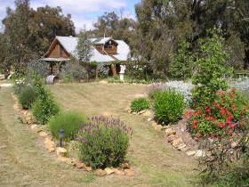 Moonbeam Cottages Pic 1 - kookaburra