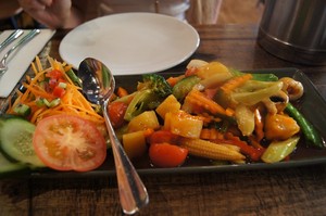 Chong Co Thai Restaurant & Bar - Woden Westfield Shopping Centre Pic 3 - Vegatrian tofu with sweet sour sauce unfortunately without tofu