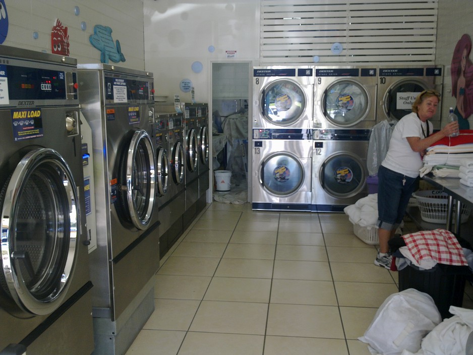 Quickie-mat Laundromat - Coomera Pic 1