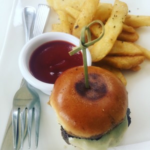 Maheno Restaurant Pic 2 - Kids burger