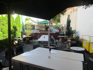 Hardimans Hotel Pic 2 - Beer Garden