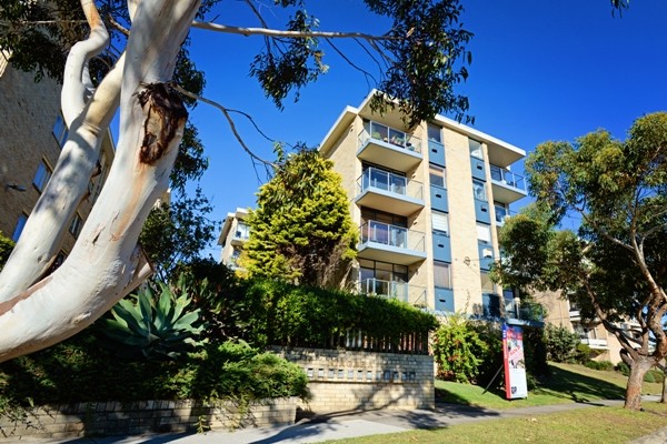 Everest Contracting Pty Ltd Pic 1 - Repairs to 14 apartments including structural repairs balcony and window replacement waterproofing and painting