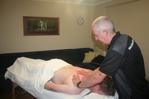 Excel Massage & Therapies Pic 3