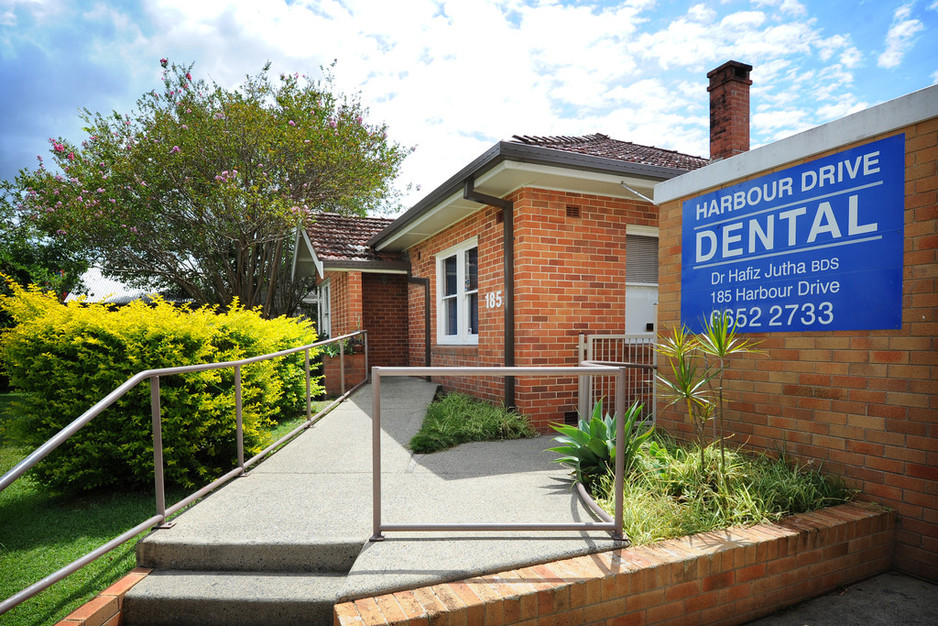 Harbour Drive Dental Pic 1 - Premises