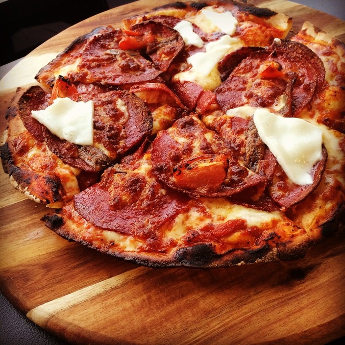 Savvy Organic Pizza & Ice Cream Pic 1 - Salami with buffalo mozzarella