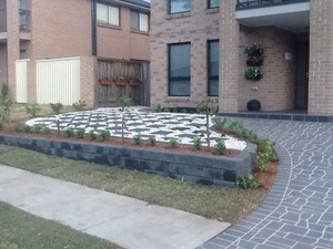 Amazon Green Landscaping pty ltd Pic 4