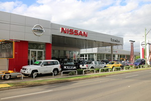 Lander Nissan Pic 3