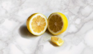 StoneGuard ClearStone Pic 3 - Safely leave acid based foods such as lemons on your marble for as long as you like