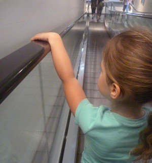 Escalator Safety Services Pty Ltd Pic 4 - Hand Rail Hygeine