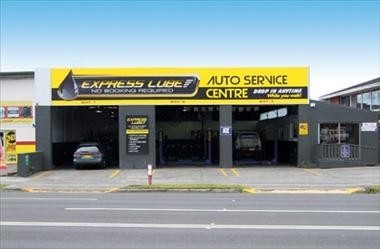 Express Lube Pic 1 - Express Lube Erina Vehicle Servicing and Repairs Lowest Price Guarantee