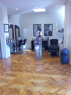 Foxette Hair Extensions Pic 3 - Salon space