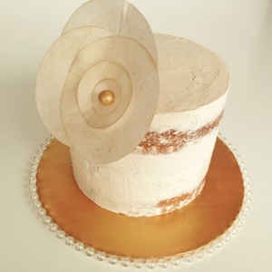 Dulce Trio Pic 5 - 50th Birthday Naked Cake