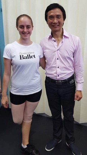 The Ritz Performing Arts Centre Pic 3 - Miss Sarah with Li Cunxin Maos Last Dancer at QB Summer School